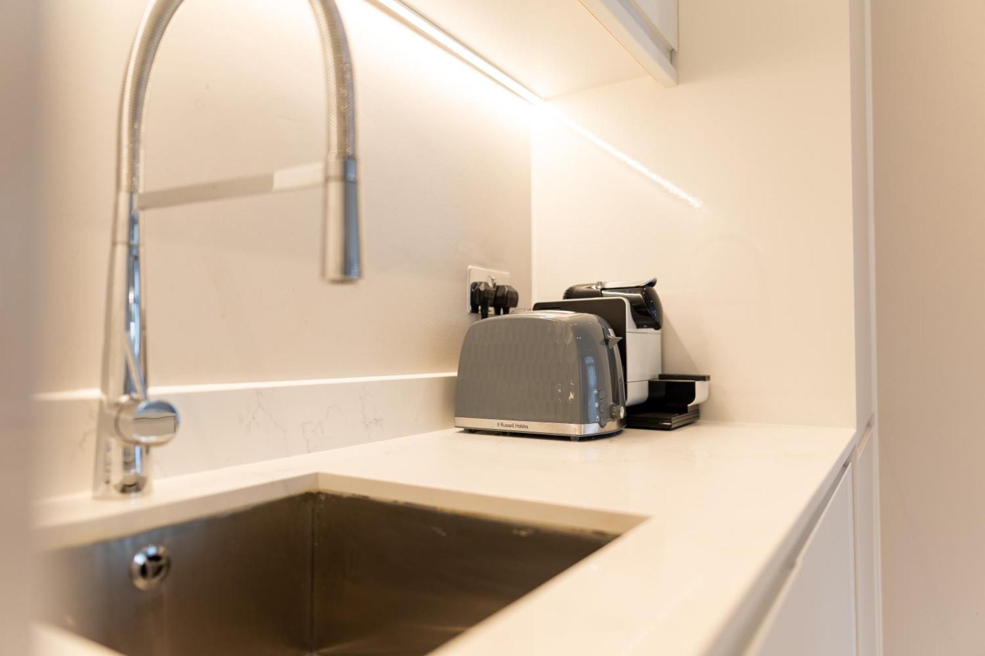 Exclusive Cardiff City Centre Apartment Exteriér fotografie